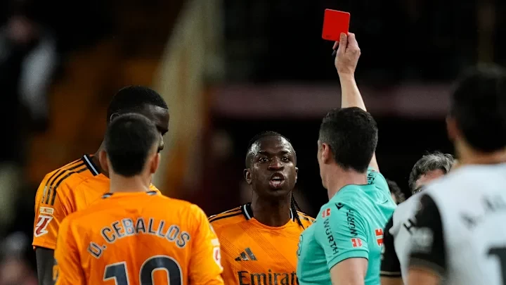 Vinicius Masih Berpeluang Tampil di Laga Copa del Rey Meski Diganjar Kartu Merah Lawan Valencia