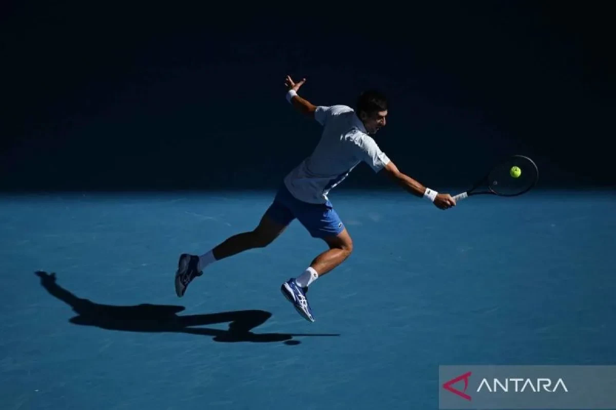 Djokovic dan Murray berlatih di lapangan Australian Open