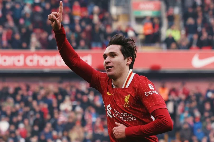 Federico Chiesa Siap Dicetak Jadi Calon Pengganti Mohamed Salah di Liverpool?