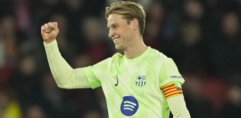 Frenkie de Jong Mulai Bangkit di Barcelona: Potong Gaji Demi Kontrak Baru?