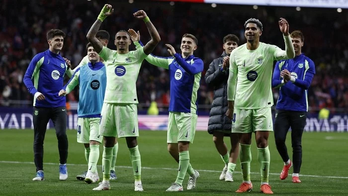 Barcelona Menjaga Mimpi Treble