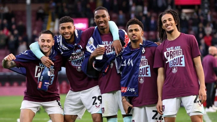 Burnley dan Leeds United Promosi ke Liga Inggris 2025/2026