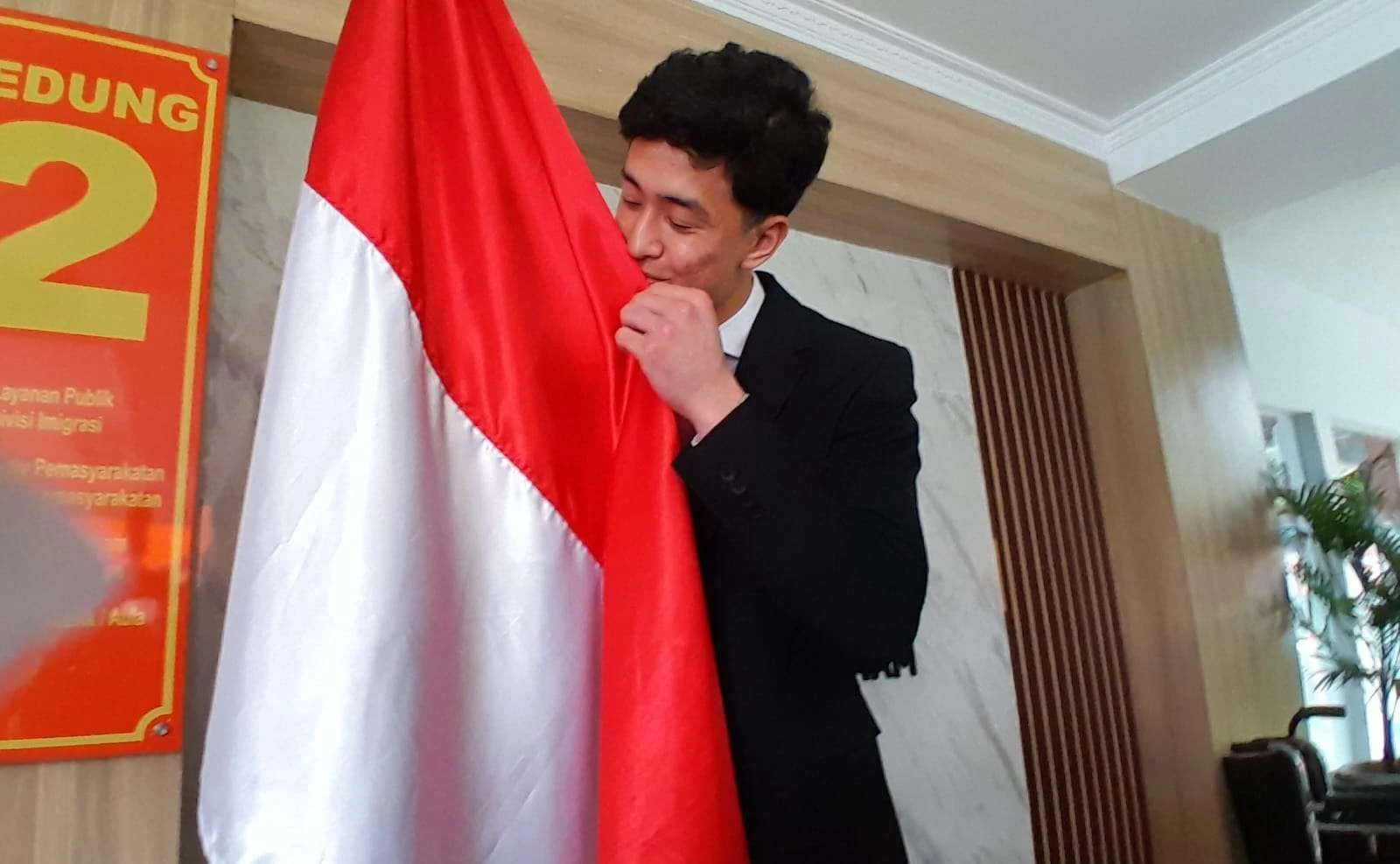 Cyrus Margono Menegaskan Status Kewarganegaraan: Dari Awal Memang Bukan Naturalisasi