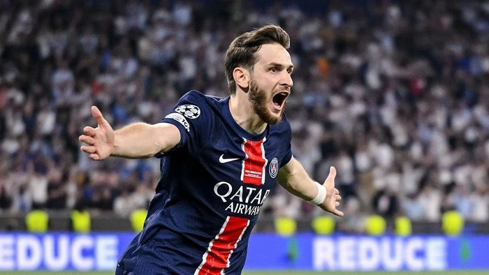 Kvaratskhelia Tegaskan Dirinya Juga Raih Scudetto Musim Ini 