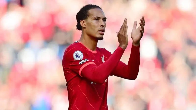 Van Dijk Tak Berniat Akhiri Karier di Kampung Halaman