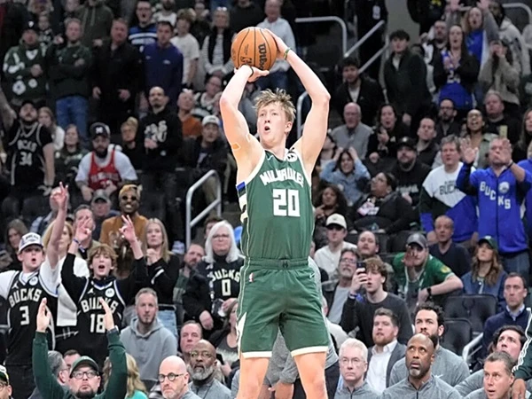 Bucks membuka Diskusi Mengenai Perpanjangan Kontrak A.J. Green