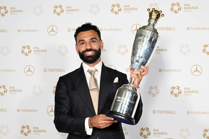 Mo Salah Jadi Pemain Terbaik PFA 2024/2025, Ukir Rekor