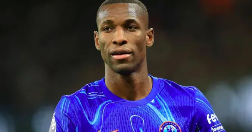 Nicolas Jackson Santai soal Komentar Sinis Eks Presiden Bayern